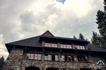 Schronisko PTTK na Polanie Chochołowskiej.