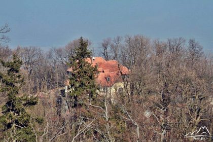 Dom Turysty im. Romana Zamorskiego na Ślęży.