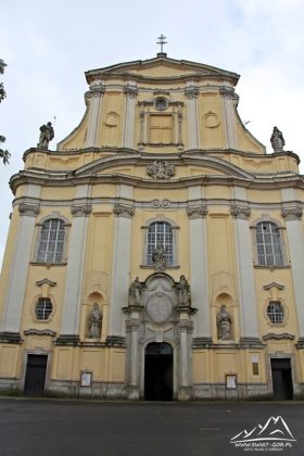 Lubomierz - Kościół WNMP i św. Maternusa.