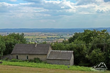 Widoki z polany u podnóża Siniewskiej Góry.