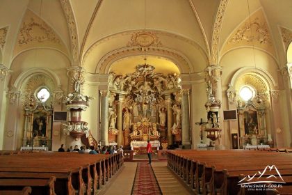 Korfantów - wnętrze kościoła.