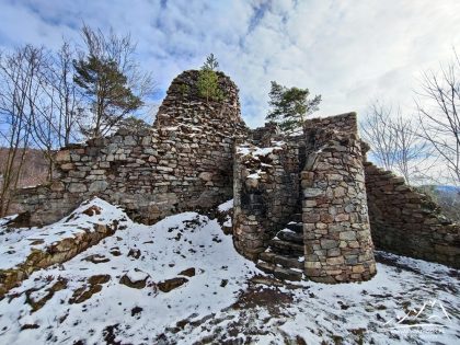 Raci Udoli - Ruiny Zamku Rychleby.