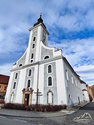Javornik - Kościół Świętej Trójcy.