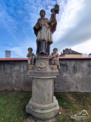 Javornik - Figura św. Jana Nepomucena.