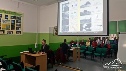 Marek Więckiewicz - zajęcia z terenoznawstwa i topografii.