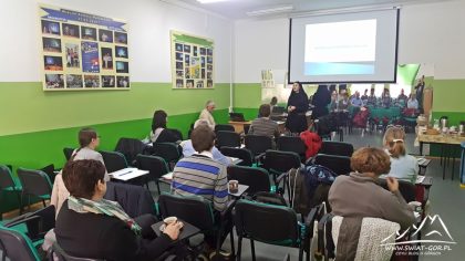 Adrianna Kołek-Jaromin - psychologia i socjologia.