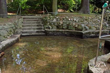 Urządzenia służące wodolecznictwa.