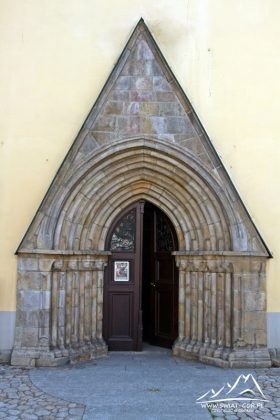 Portal wejściowy.