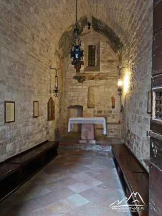 Stajenka w której miał się urodzić św. Franciszek