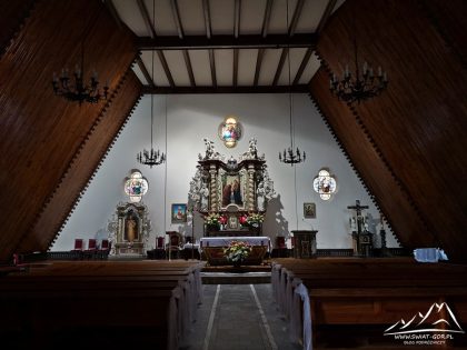 Karpacz - Kościół Nawiedzenia NMP.
