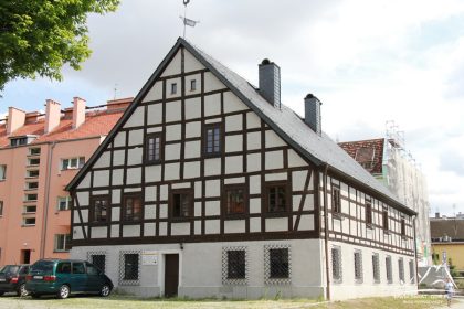 Namysłów - dawna szkoła ewangelicka.