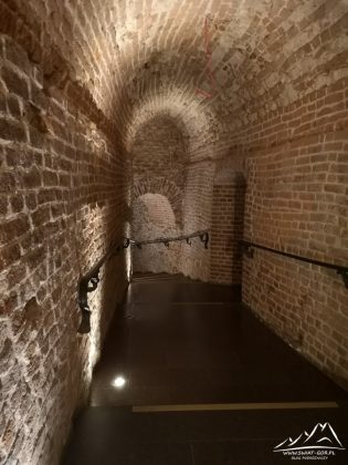 Zwiedzanie bastionu św. Rocha