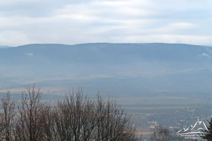 Igliczna - widok na Jagodną (977 m.n.p.m.).