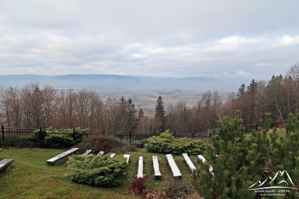 Igliczna - widok w stronę Gór Bystrzyckich i Orlickich.