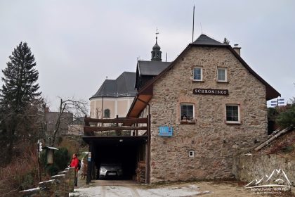 Schronisko na Iglicznej.