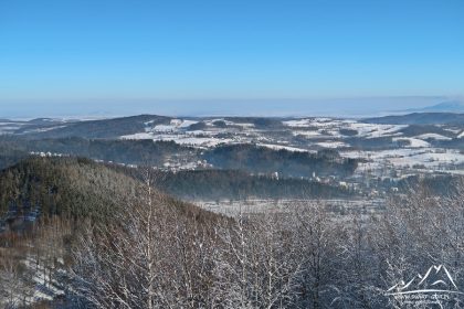 Jałowiec - Widok w rejon masywu Klasztorzyska.