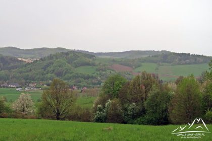 Widok na Krowiarki i okolice Romanowa.
