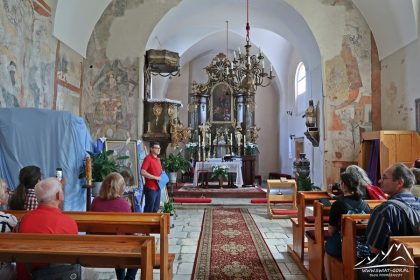 Wnętrze świątyni.