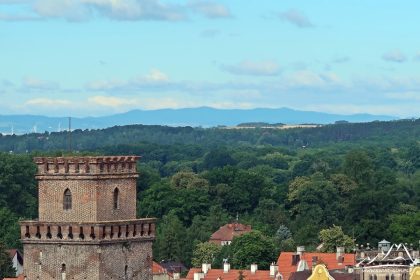Zbliżenie na Góry Bardzkie.