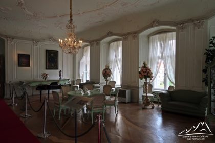 Zamek Książ - salon biały.