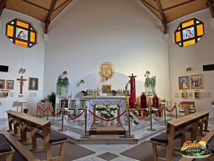 Wnętrze sanktuarium Maria Hilf w Zlatych Horach